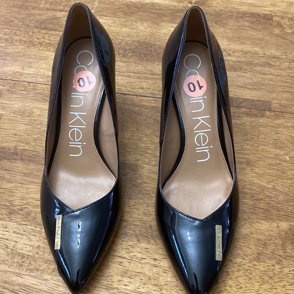 Calvin Klein Pumps